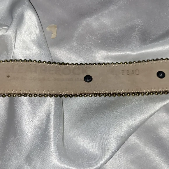Leatherock SwarovskiTurquoise Crystals, Soft Leather,Scroll Brass Dtls, sz 38